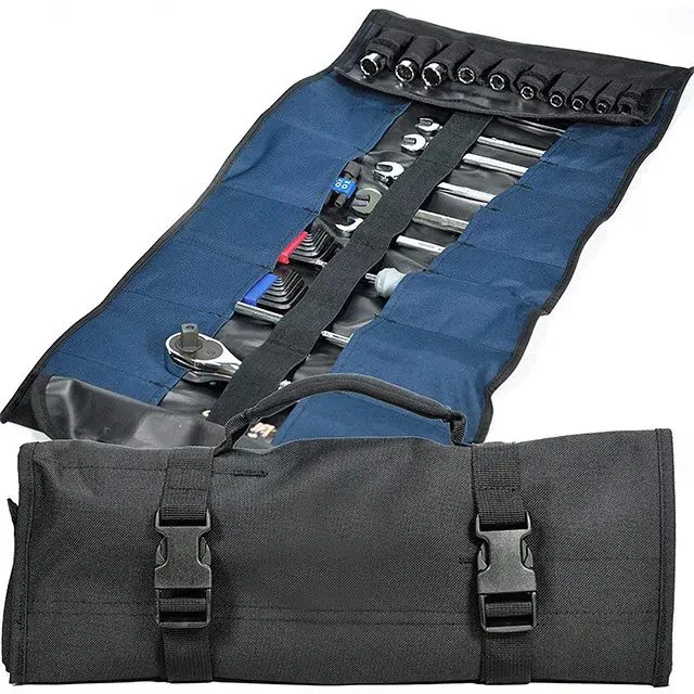 رول میں 10 ساکٹ کے لیے پاؤچ شامل ہیں۔